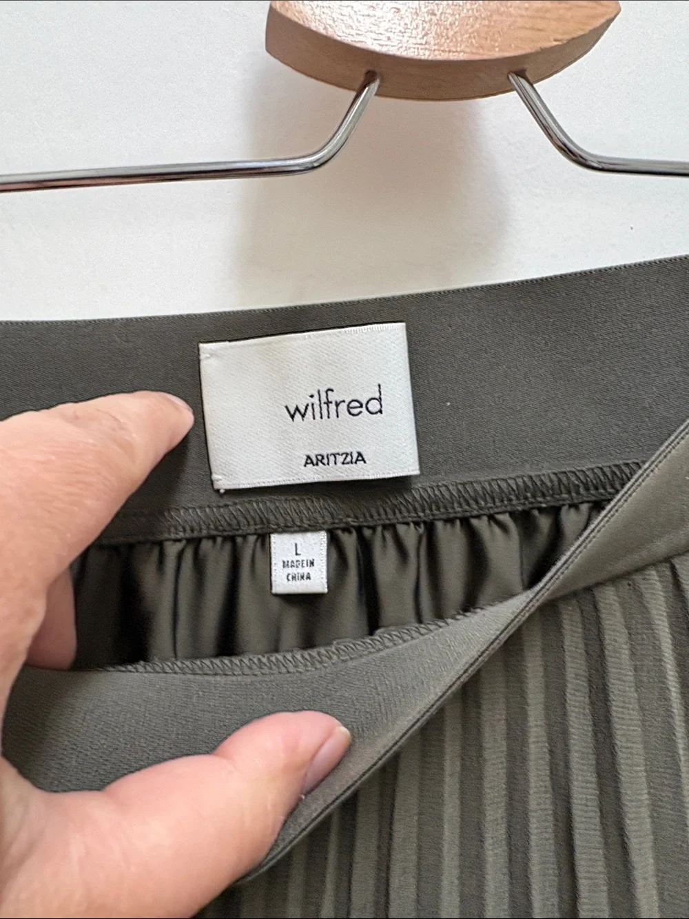 Aritzia Pleated Midi Skirt - Olive Green size Large - Picture 2 of 2